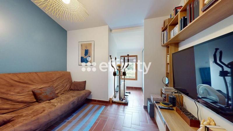 Maison - 210 m² - 8 pièces