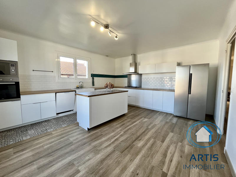 Appartement - 176 m² - 7 pièces