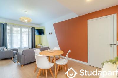 Chambre - 13 m² - 1 pièce