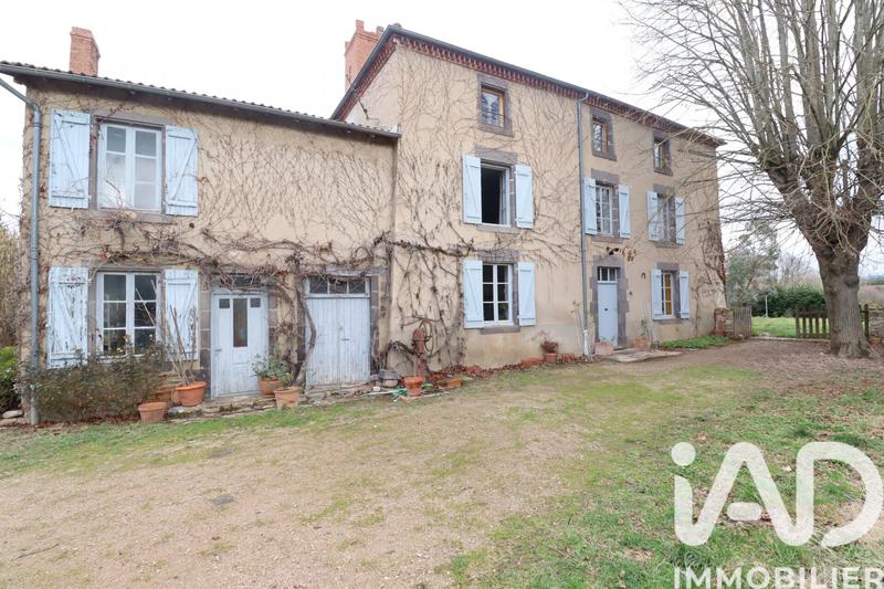 Maison - 316 m² - 10 pièces