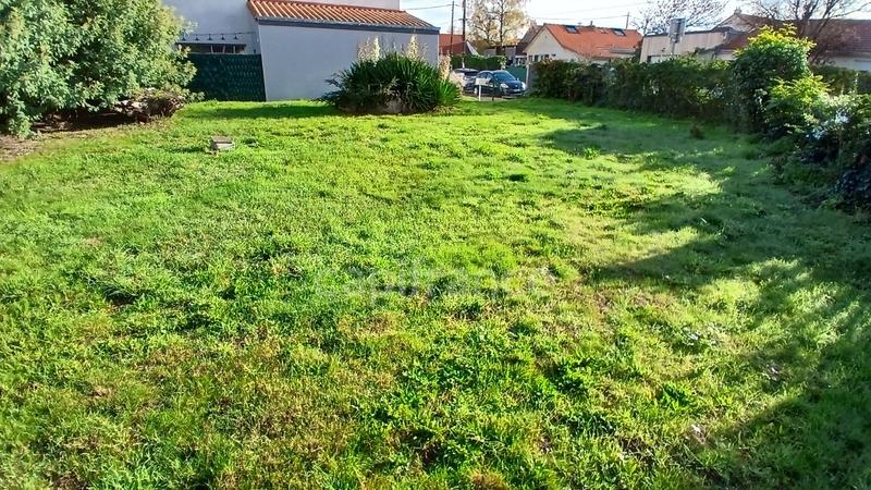 Terrain constructible - 310 m²