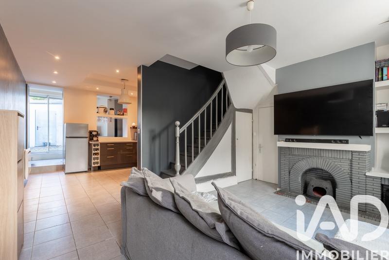 Maison - 80 m² - 5 pièces