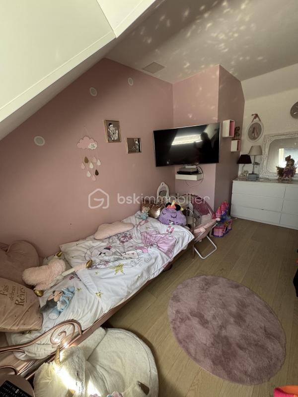 Maison - 185 m² - 6 pièces