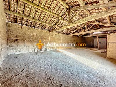 Maison - 202 m² - 2 pièces