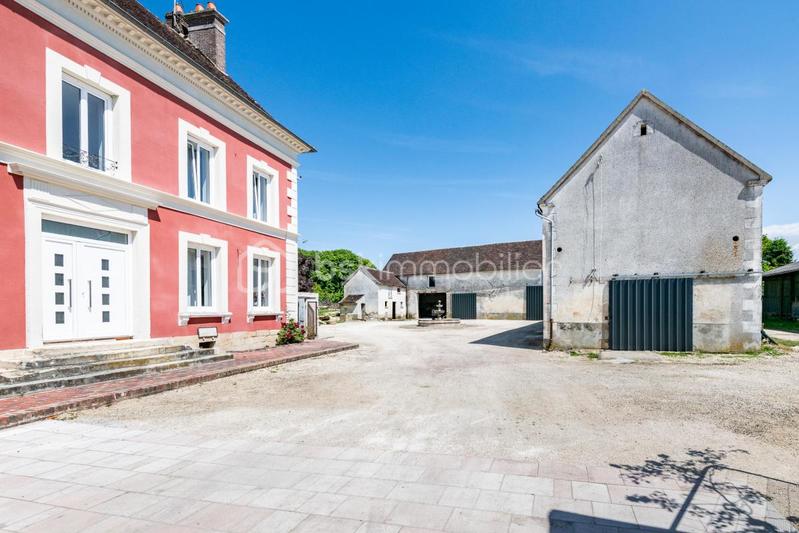 Maison de maîtres - 364 m² - 8 pièces