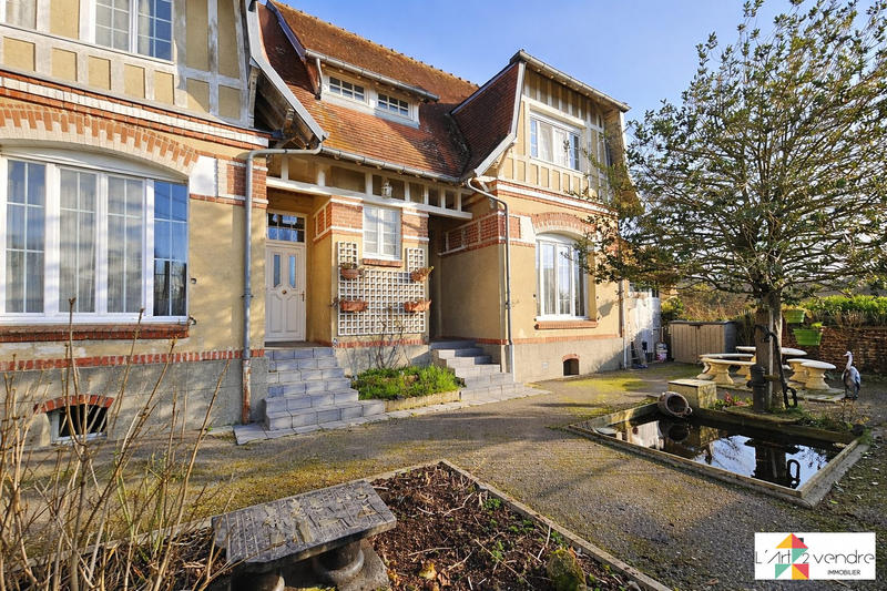 Maison - 121 m² - 5 pièces