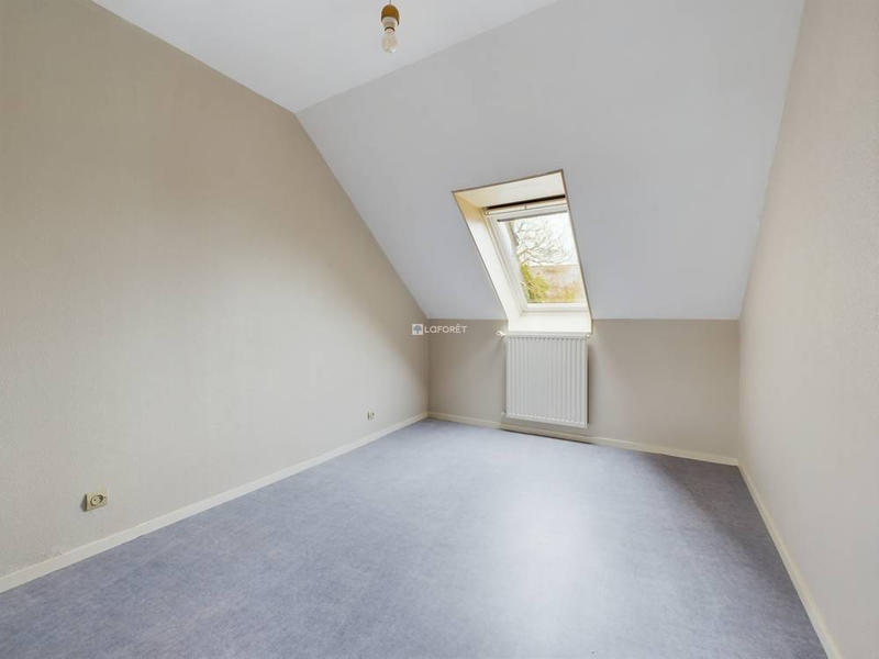 Maison - 101 m² - 6 pièces