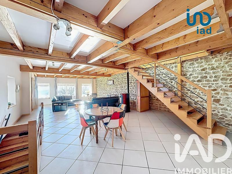 Appartement - 97 m² - 3 pièces