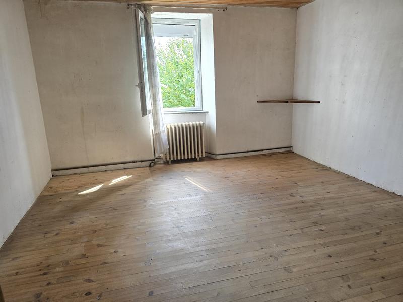 Maison - 202 m² - 7 pièces