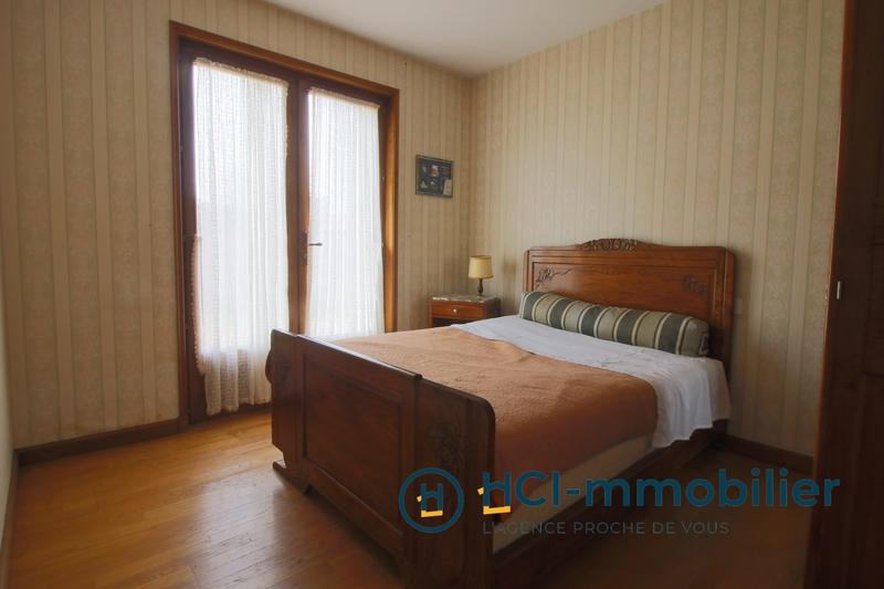 Maison - 193 m² - 9 pièces