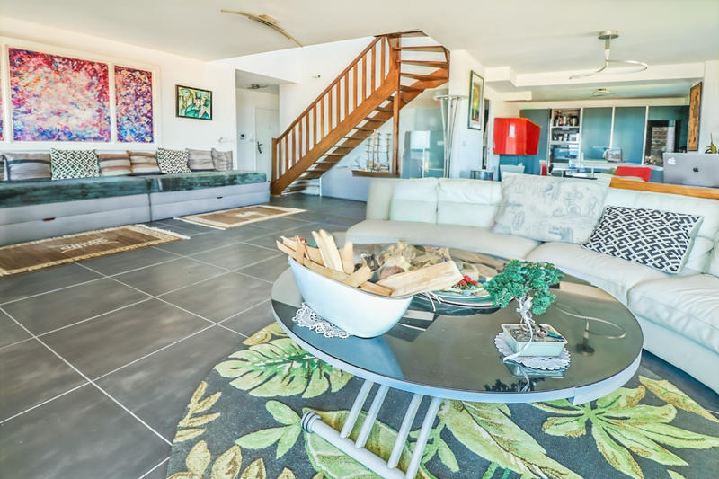 Appartement - 105 m² - 3 pièces