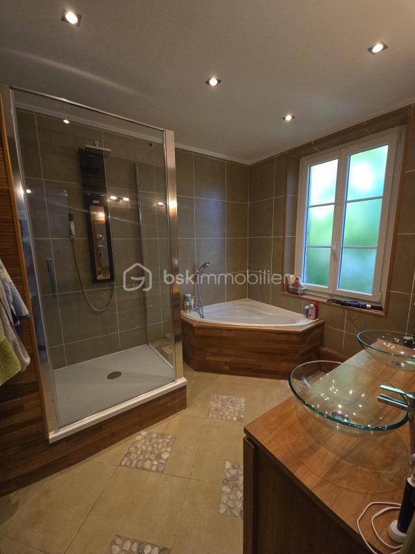 Maison d'architecte - 132 m² - 6 pièces