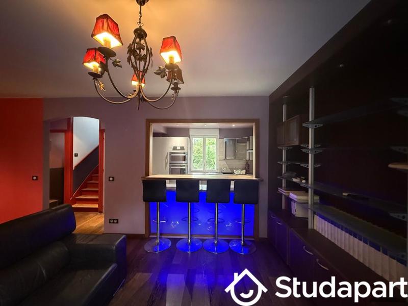 Chambre - 10 m² - 1 pièce