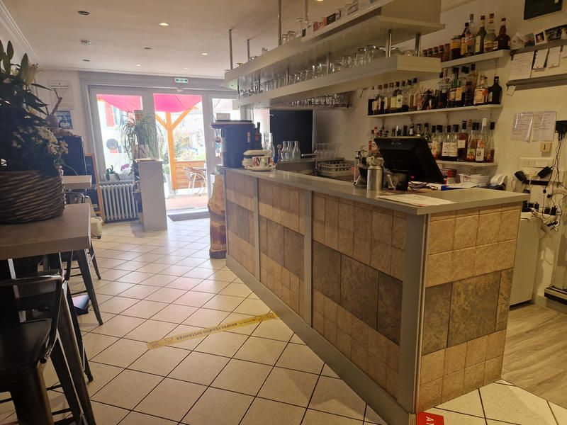 Fonds de commerce - Magasins - 157 m²