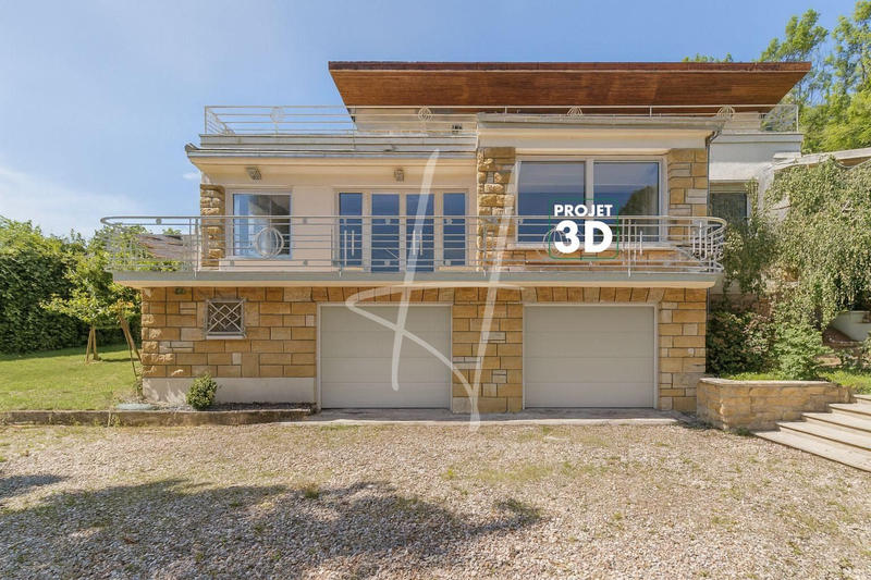 Villa - 223 m² - 8 pièces