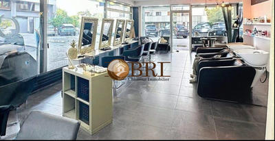 Local commercial - 90 m² - 3 pièces