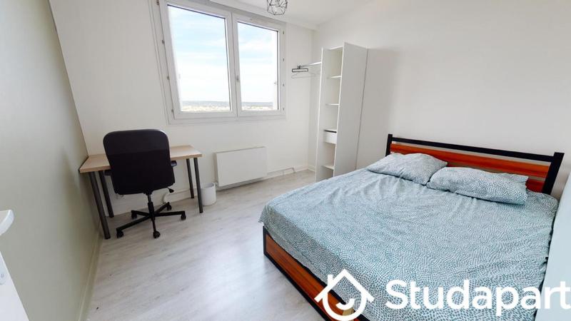 Chambre - 11 m² - 1 pièce