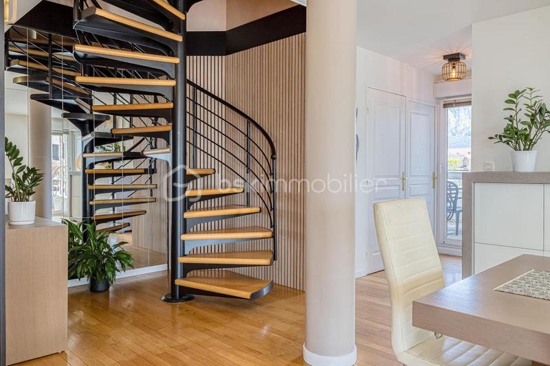 Duplex - 132 m² - 5 pièces