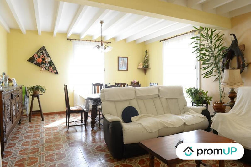 Maison traditionnelle - 140 m² - 5 pièces