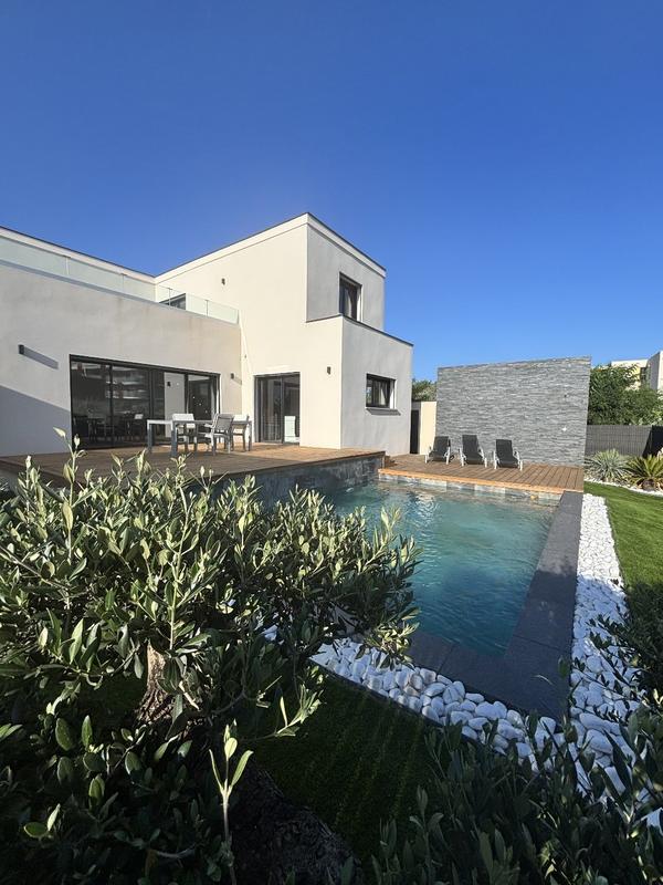 Maison - 147 m² - 5 pièces