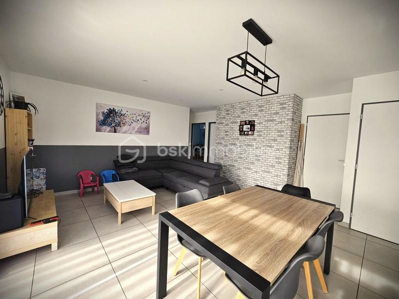 Maison - 80 m² - 4 pièces