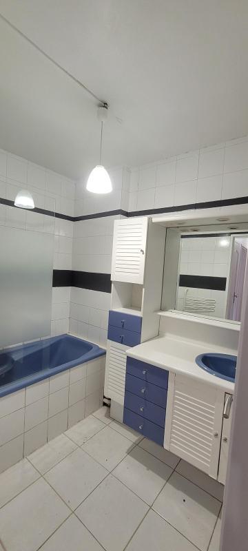 Appartement - 7 946 m² - 4 pièces