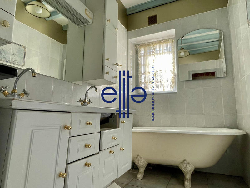 Maison - 190 m² - 5 pièces