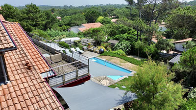 Villa - 208 m² - 9 pièces