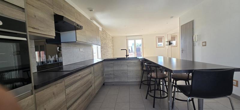 Appartement - 129 m² - 6 pièces