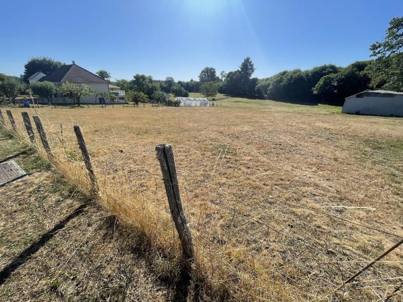 Terrain constructible - 1 416 m²