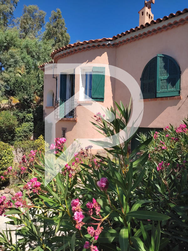 Maison - 113 m² - 4 pièces