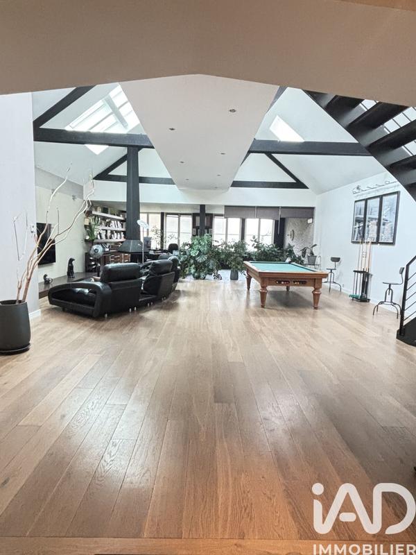 Loft - 330 m² - 7 pièces