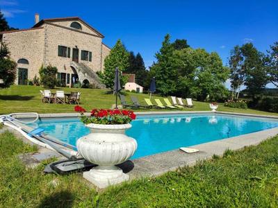 Demeure - 535 m² - 10 pièces