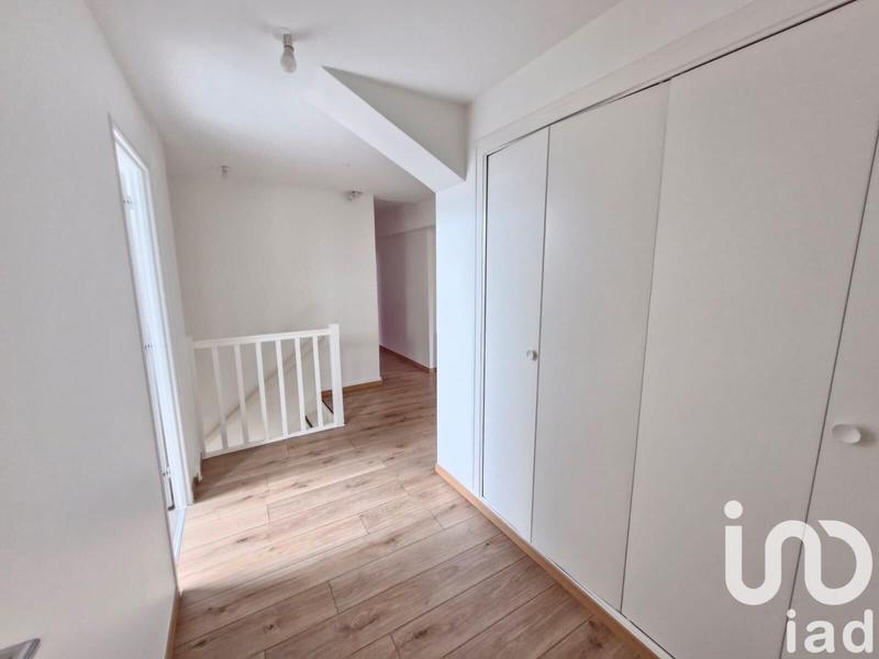 Maison - 218 m² - 8 pièces