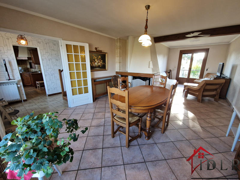 Maison - 95 m² - 5 pièces