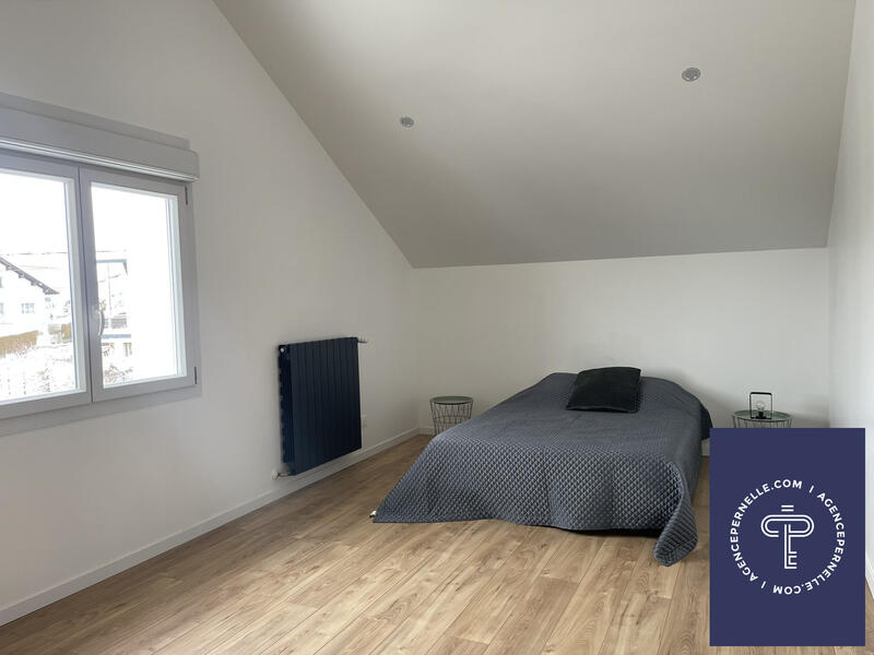 Maison - 177 m² - 6 pièces