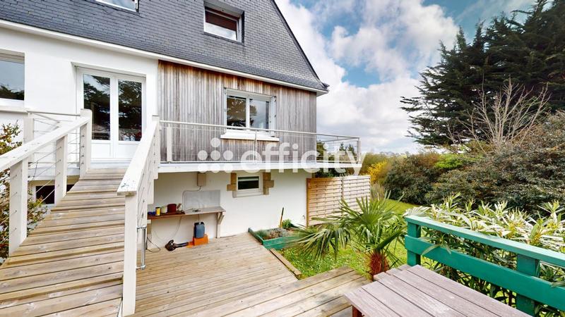 Maison - 174 m² - 6 pièces