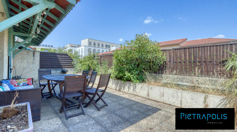 Duplex - 97 m² - 5 pièces