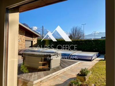 Châlet - 192 m² - 7 pièces