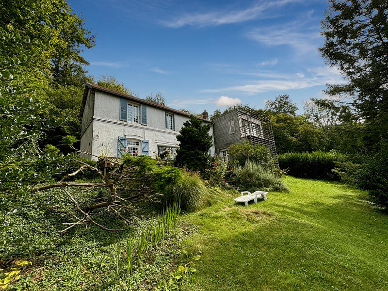 Maison - 140 m² - 5 pièces