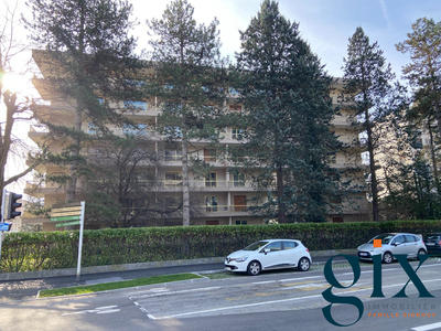 Appartement - 98 m² - 4 pièces