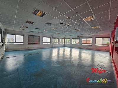 Bureau - 420 m²