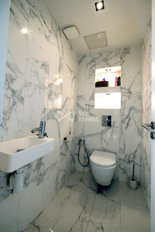 Maison contemporaine - 266 m² - 8 pièces