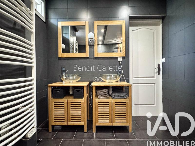 Maison - 137 m² - 6 pièces