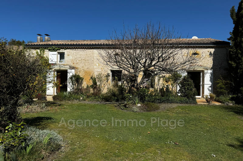 Maison - 325 m² - 10 pièces