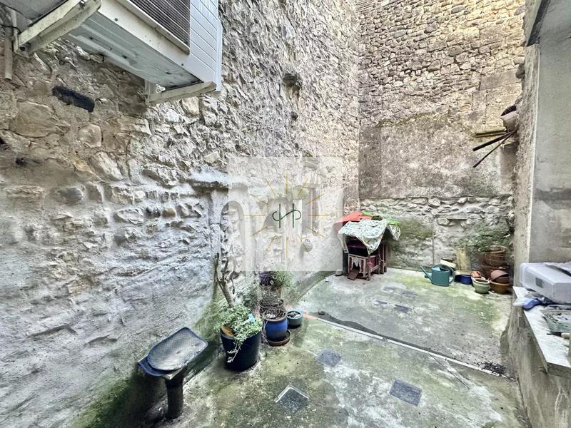 Maison - 160 m² - 9 pièces