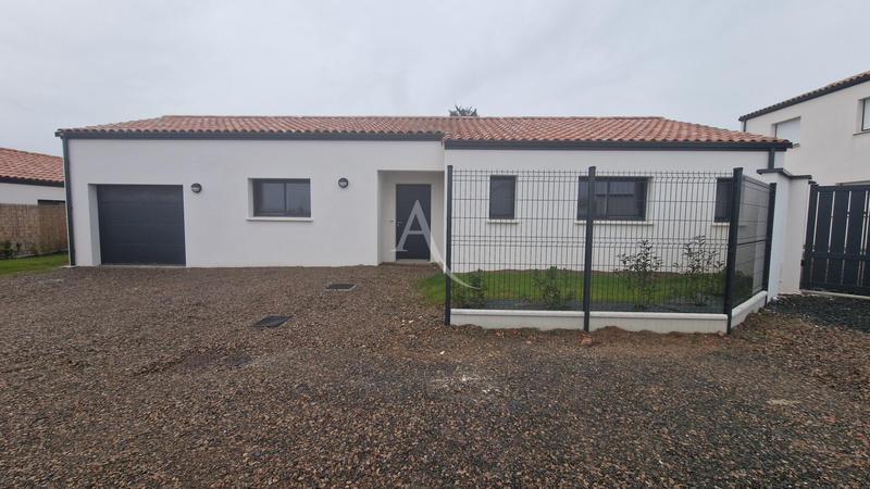 Maison - 100 m² - 4 pièces