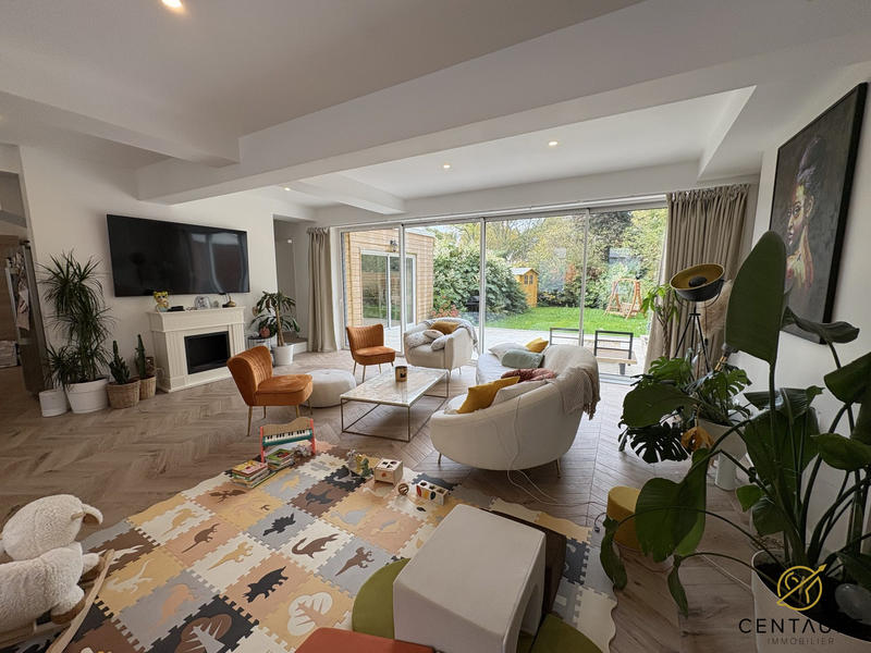 Maison ancienne - 211 m² - 6 pièces