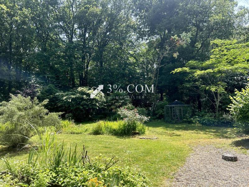 Maison - 205 m² - 8 pièces