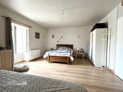 Maison - 98 m² - 4 pièces